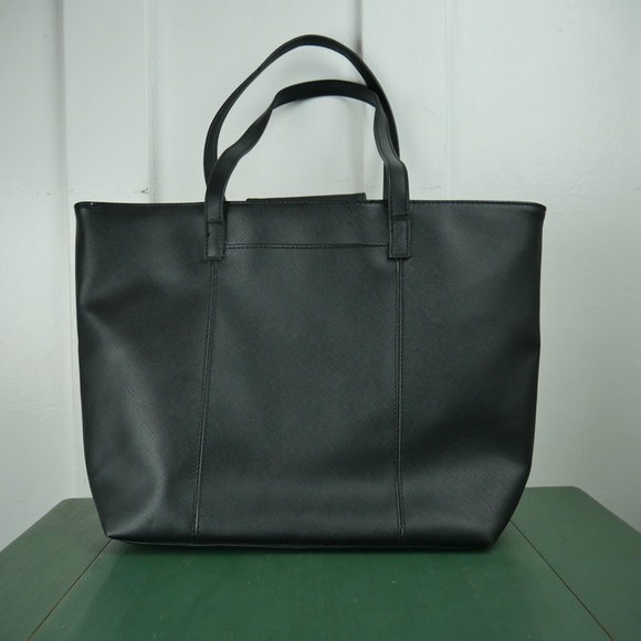 Kenneth Cole Reaction - Picture 5 of 5